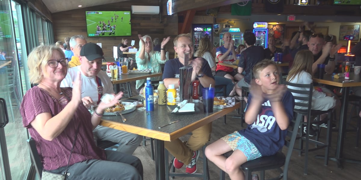 Soccer fans gather at Hero's for World Cup watch party