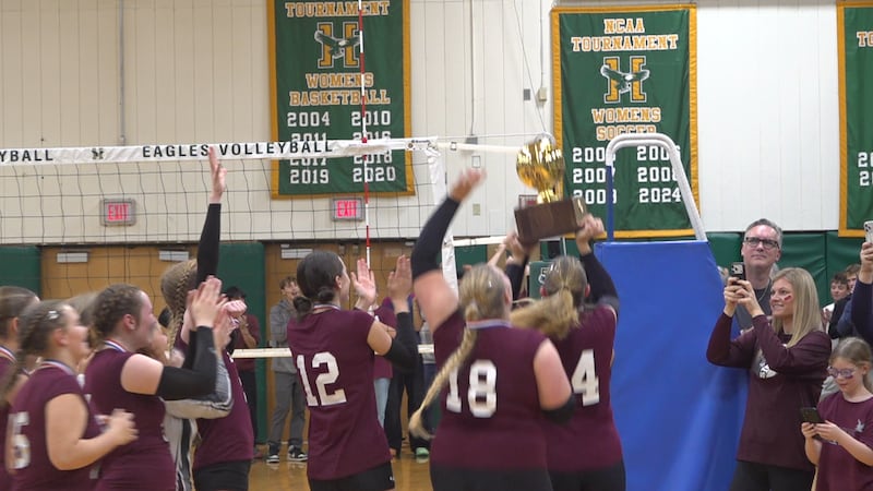 Eagles sweep Woodland Dragons: 25-12, 25-20, 25-13