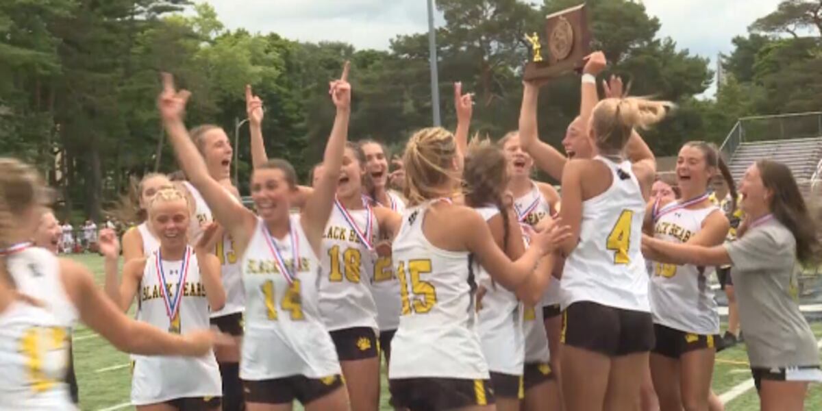 Maranacook-Winthrop celebrates Class C state girls lacrosse championship