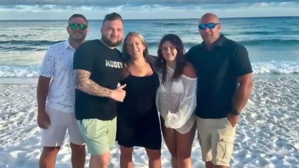 Rachel Tussey, 40, reportedly died three weeks after undergoing a tummy tuck procedure.
