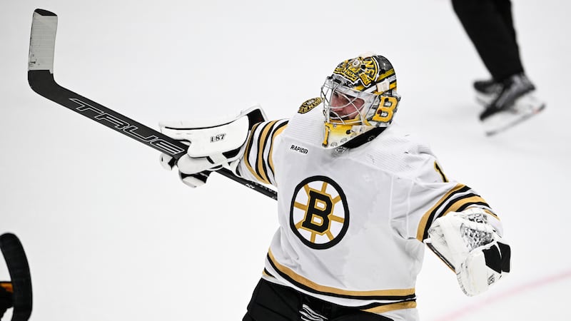 Swayman agrees to 8-year contract extension with Boston Bruins