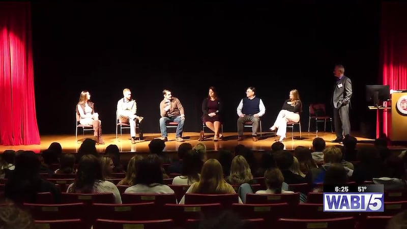 Maine high schoolers get a taste of business careers at Thomas College event
